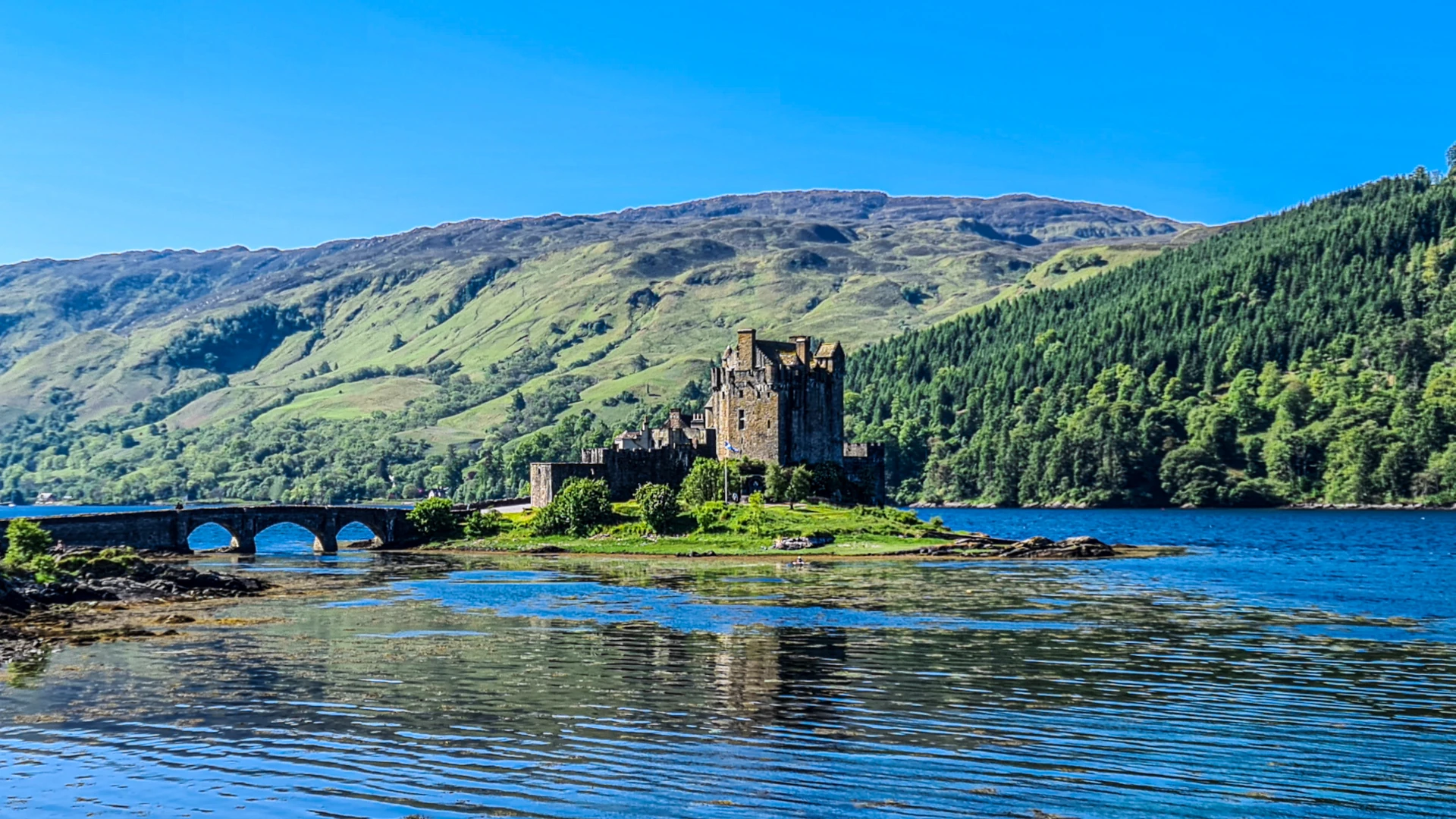 Outlander filming locations Scotland Doune Castle Culross day tour